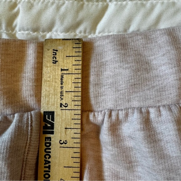 Nike Dy Fit Women’s Pink Athletic Shorts with Elastic Waistband Curved Hem Sz M - Picture 7 of 12